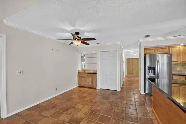 Residence photo 20