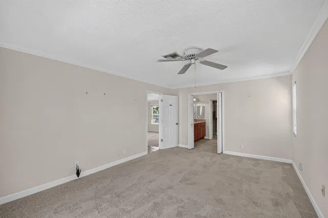 Residence photo 28