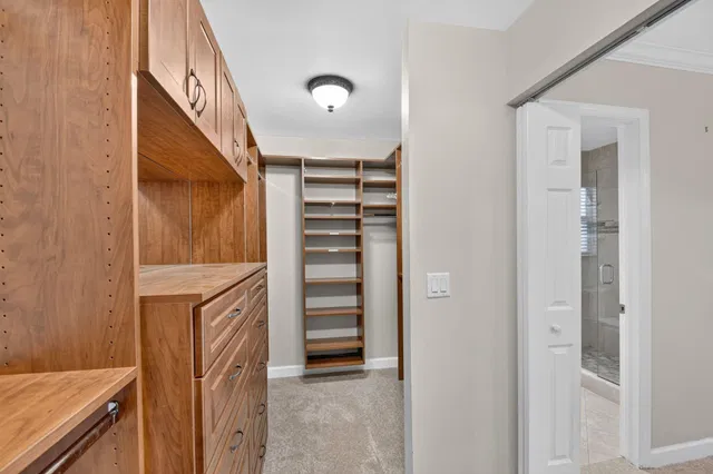 Residence photo 33