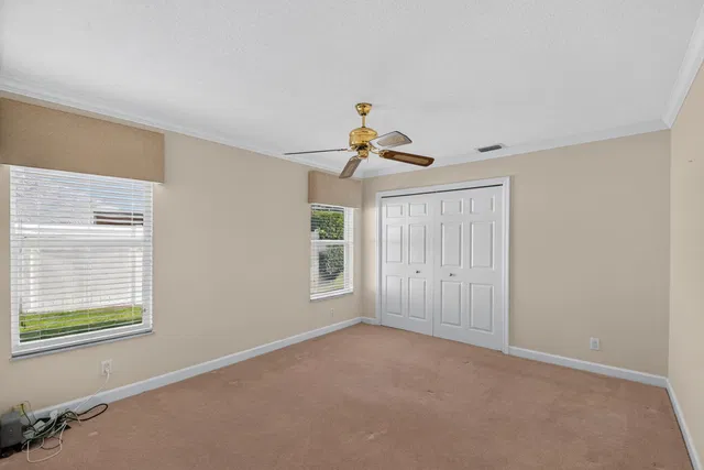 Residence photo 43