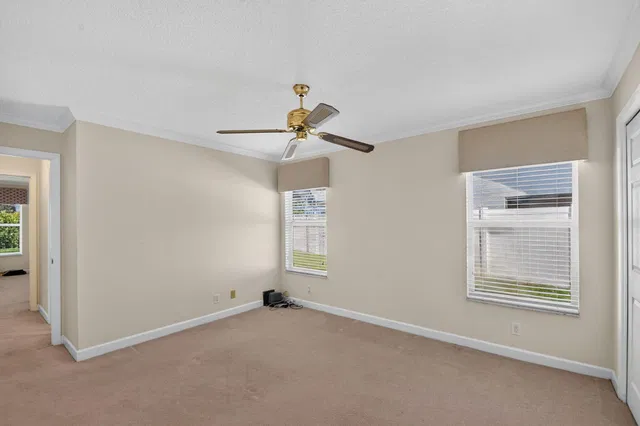 Residence photo 44