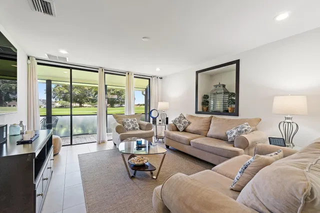 PGA National Palm Beach Gardens Residence photo 8