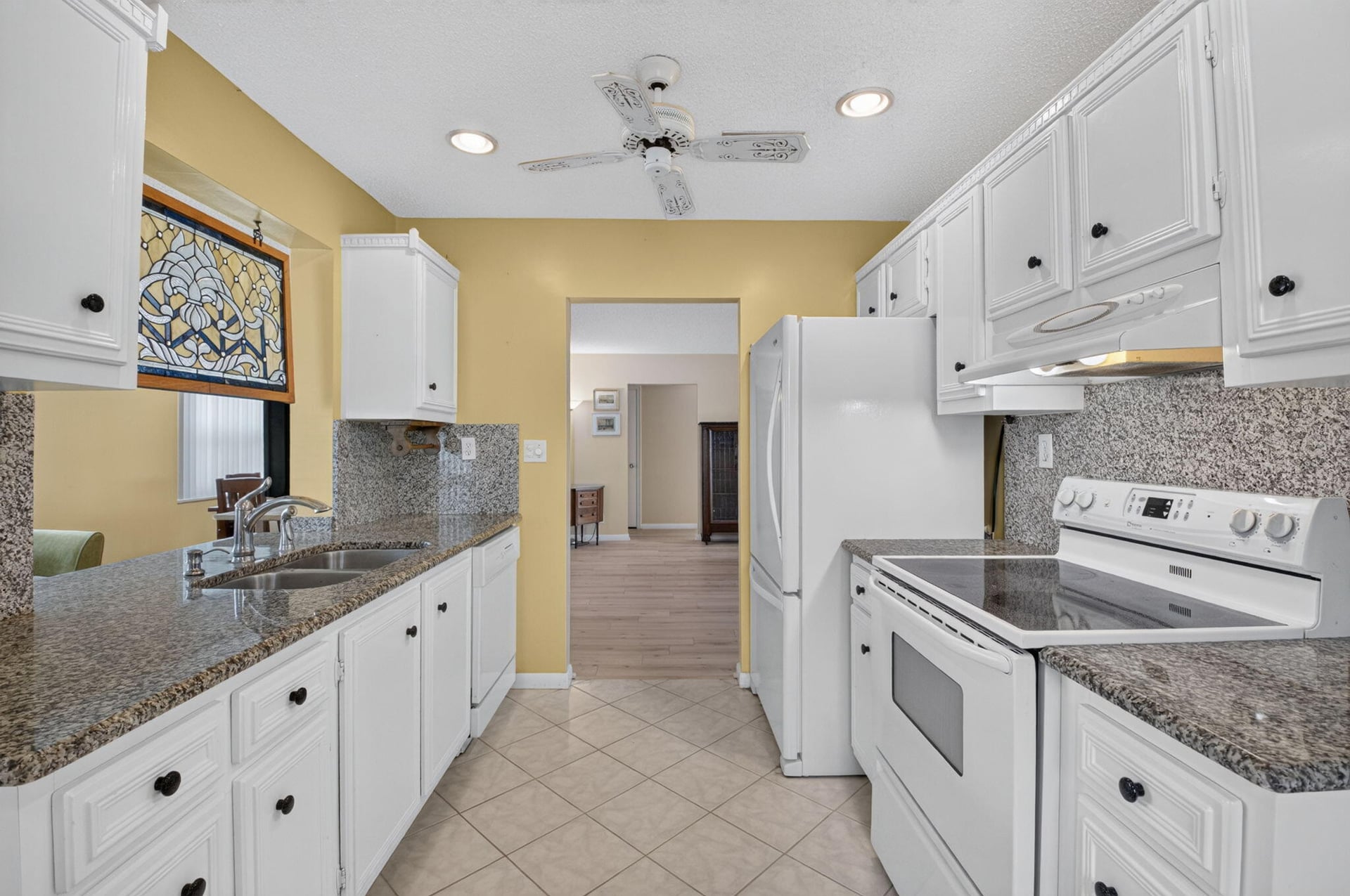  Residence photo 17