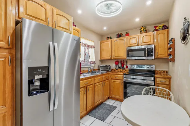 Residence photo 5