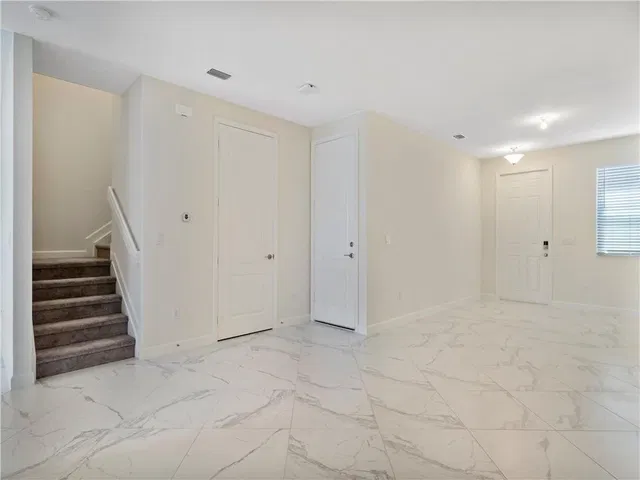 Unit 113 photo 21