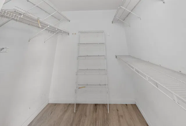  Unit 405 photo 21