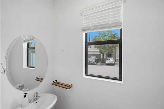  Residence photo 37