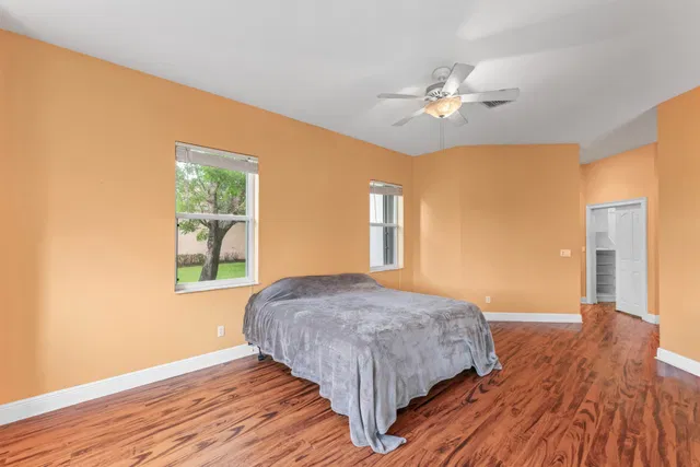 Residence photo 20