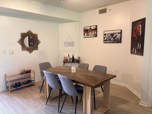  Unit 207 photo 5