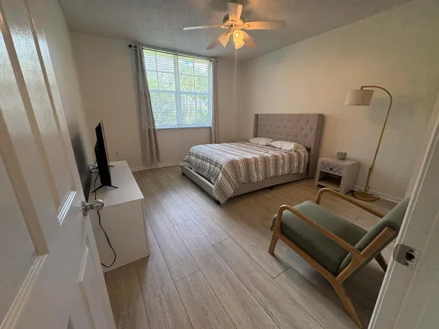  Unit 207 photo 8
