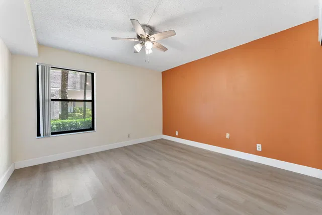  Unit 102 photo 11