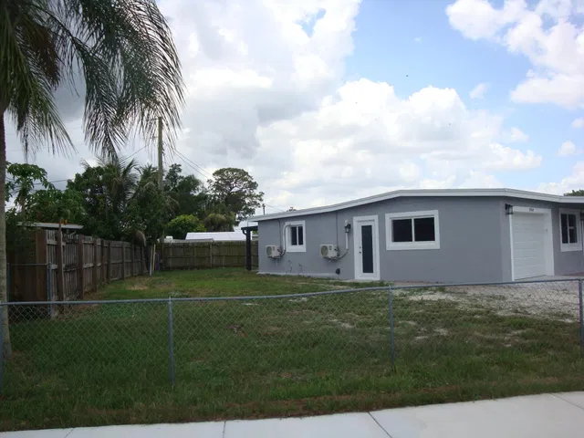 Residence photo 5