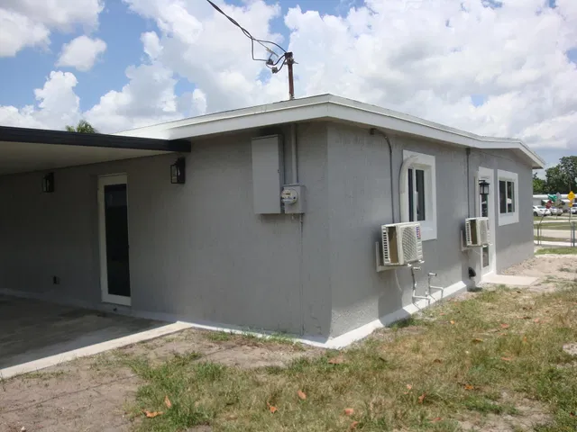 Residence photo 23