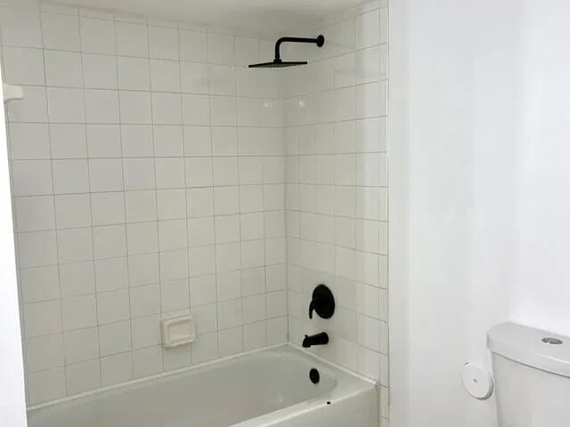 Unit 108 photo 17