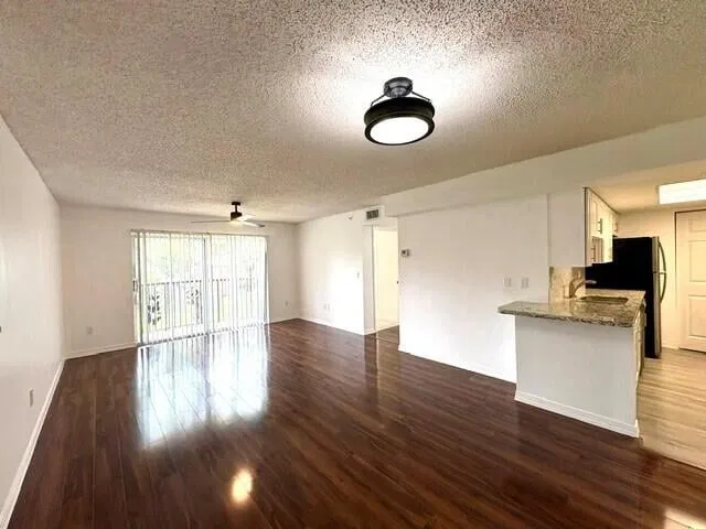 Unit 108 photo 23