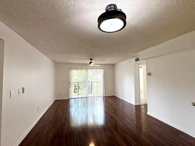 Unit 108 photo 24