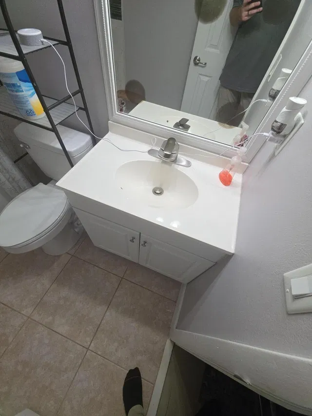 Unit B photo 29