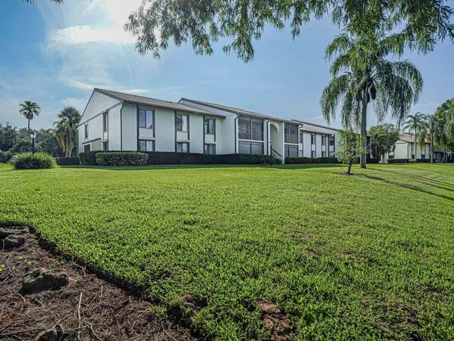 Residence photo 41