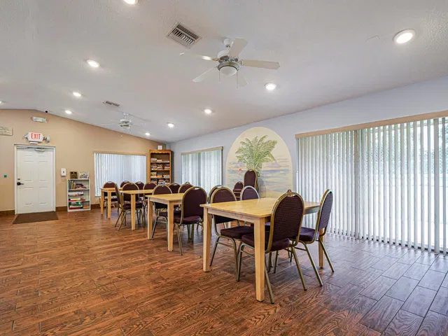 Residence photo 45