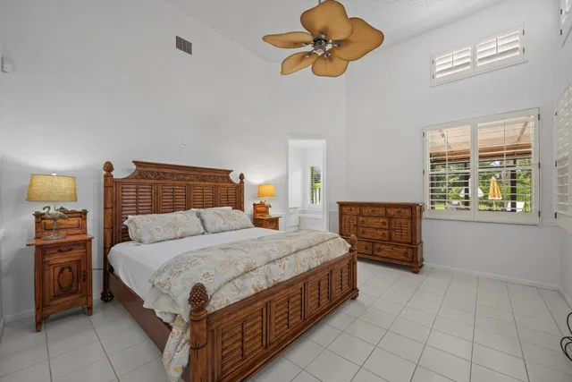 Residence photo 15