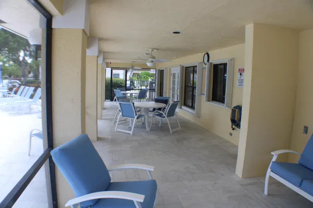 Unit C photo 22