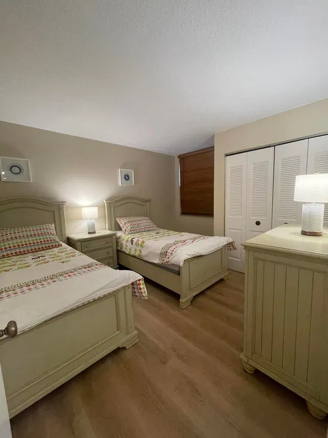 Unit 9203 photo 16