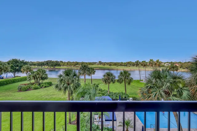 Golfview North Palm Beach II Unit 403 photo 14