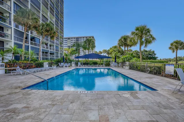 Golfview North Palm Beach II Unit 403 photo 23