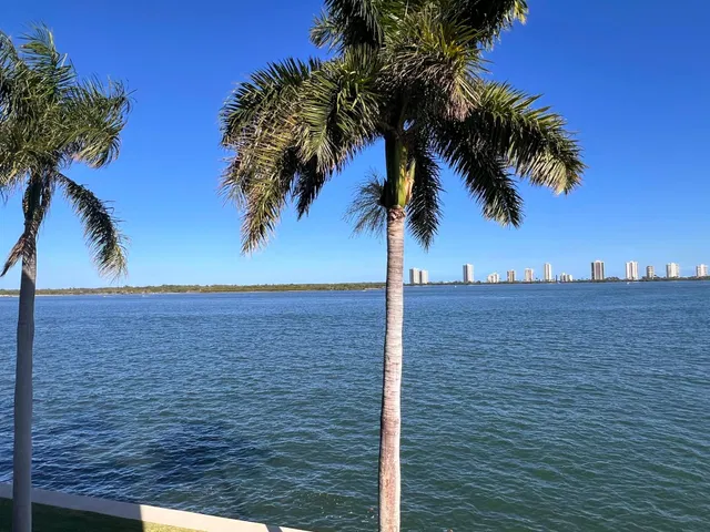 Paradise Harbour North Palm Beach Unit 506 photo 11