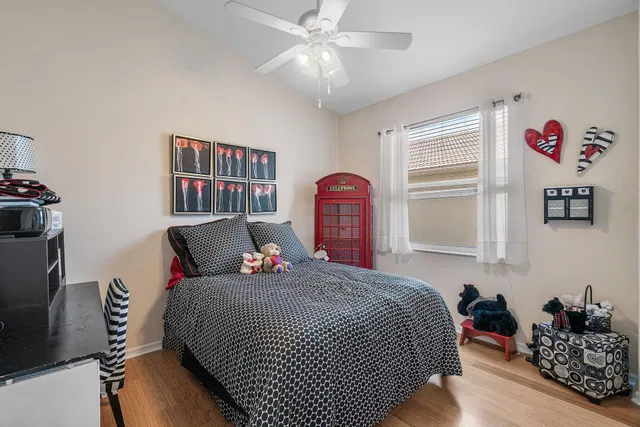 Residence photo 27