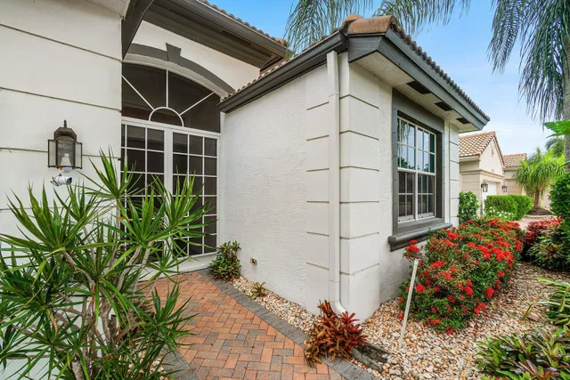 Residence photo 62