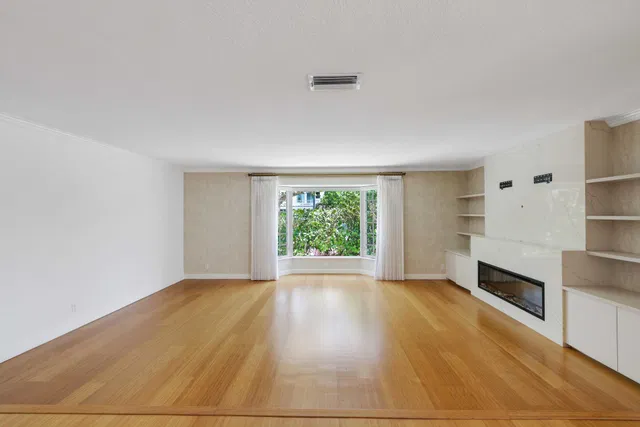 Residence photo 14