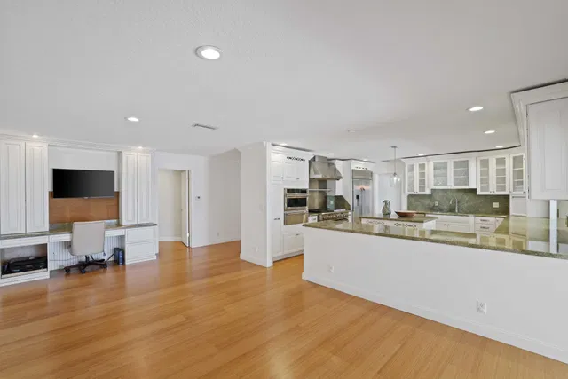 Residence photo 23