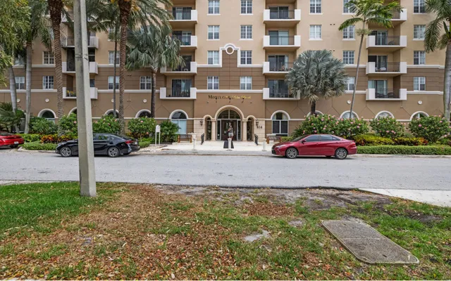 The Montecito Unit 1202 photo 15