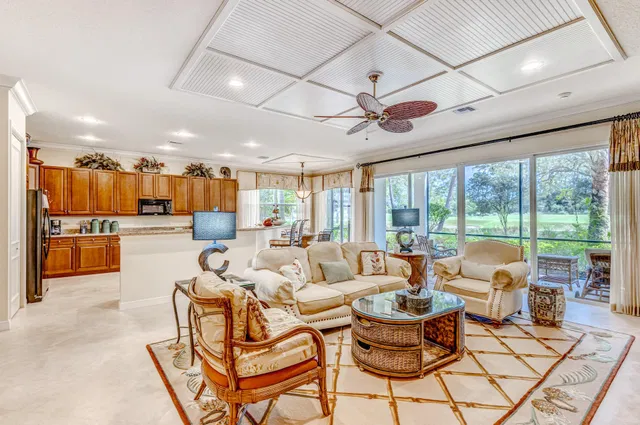 Mirasol Country Club Residence photo 12