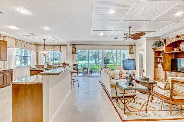 Mirasol Country Club Residence photo 13