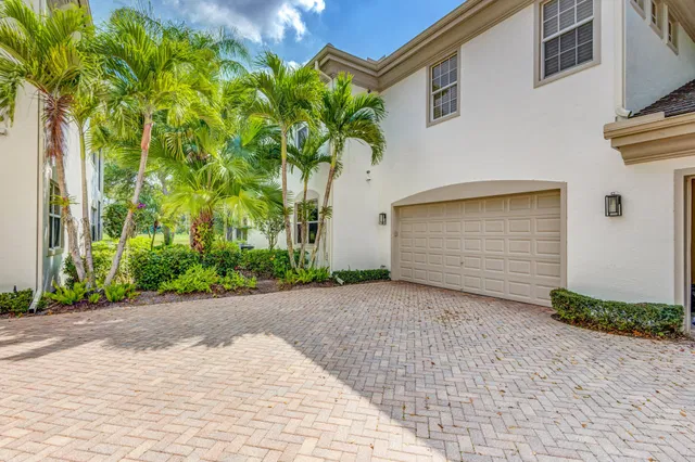 Mirasol Country Club Residence photo 53