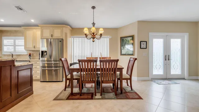 Residence photo 15
