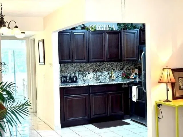 Unit 12 photo 3
