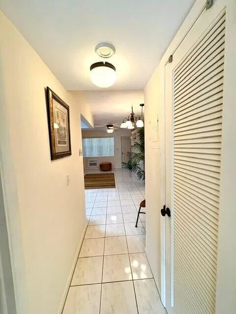 Unit 12 photo 18