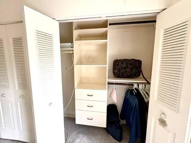 Unit 12 photo 22