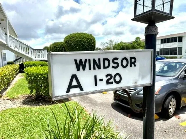 Unit 12 photo 34