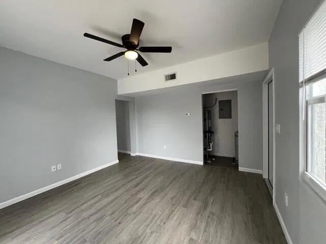Residence photo 6