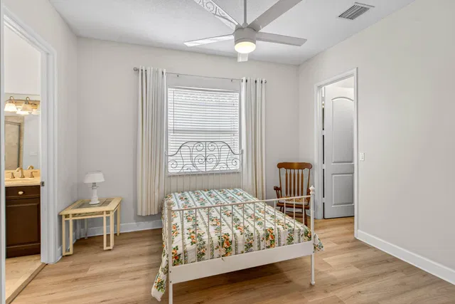  Residence photo 42