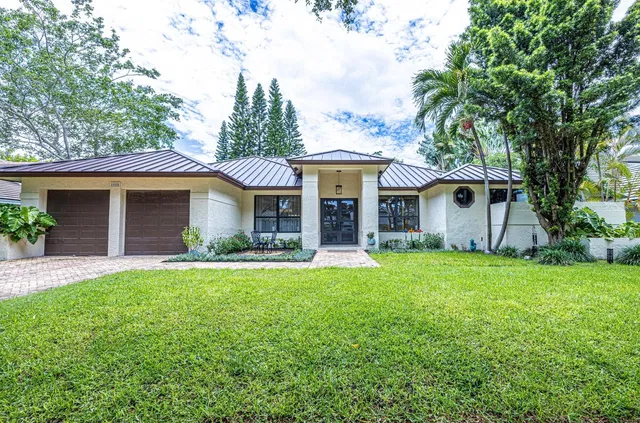 Residence photo 2