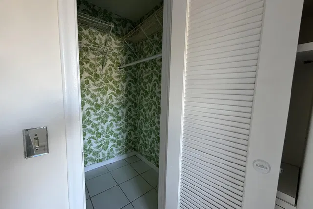 Unit 101 photo 14