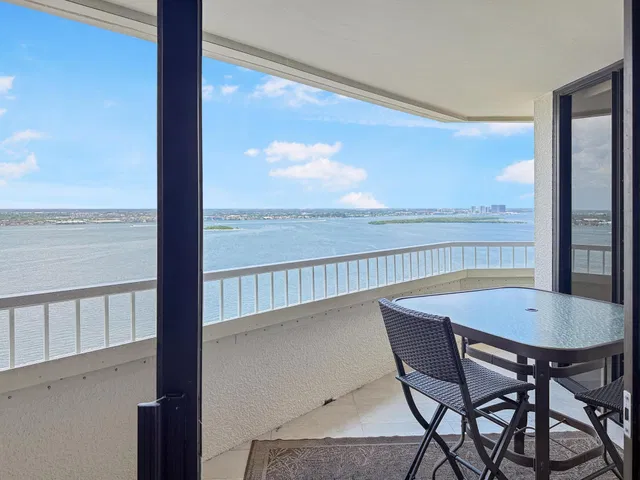 Singer Island Unit 20c photo 8
