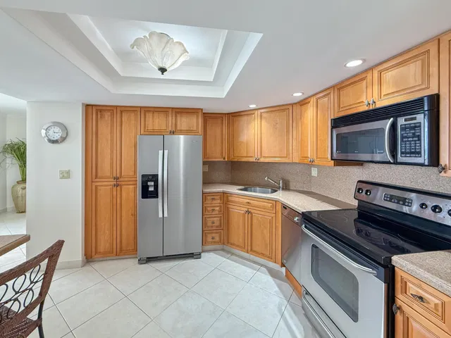 Singer Island Unit 20c photo 15