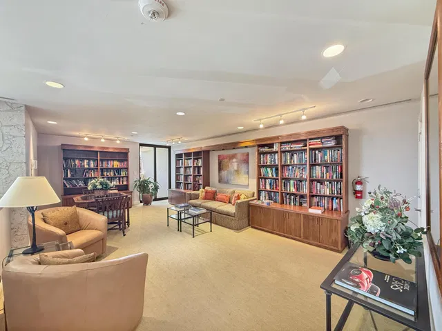 Singer Island Unit 20c photo 26