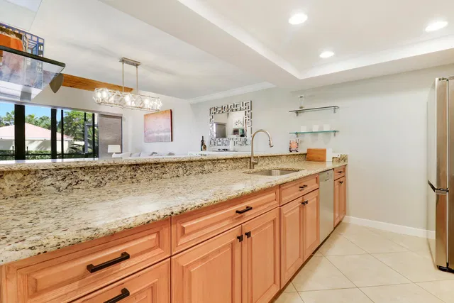 PGA National Palm Beach Gardens Residence photo 12